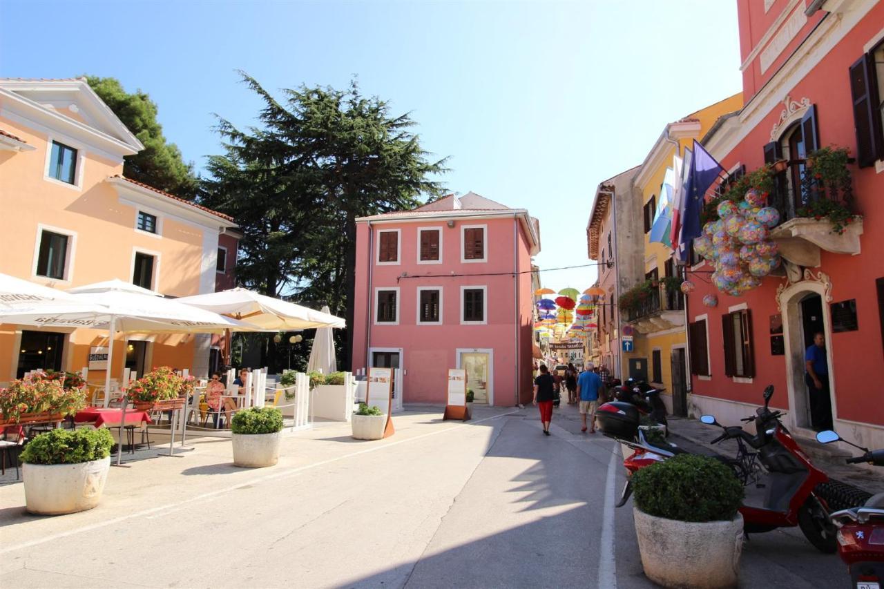 Gogo 2+2 Apartment Novigrad  Exterior photo